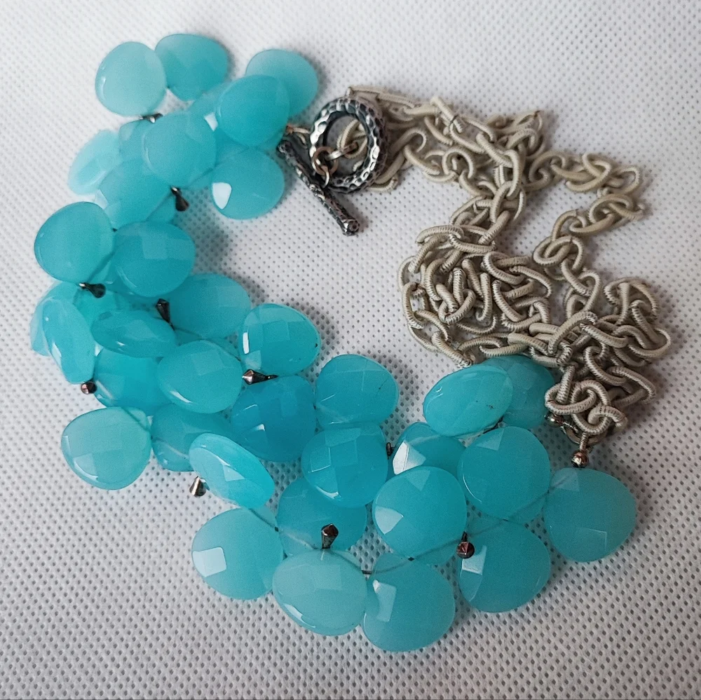 Faceted Glass Aqua Blue Teardrop 3 Strand Acrylic Beaded Necklace Silk Wrapped